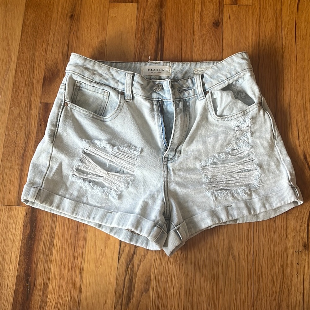 Brand: PACSUN Size: 25 color: bleached